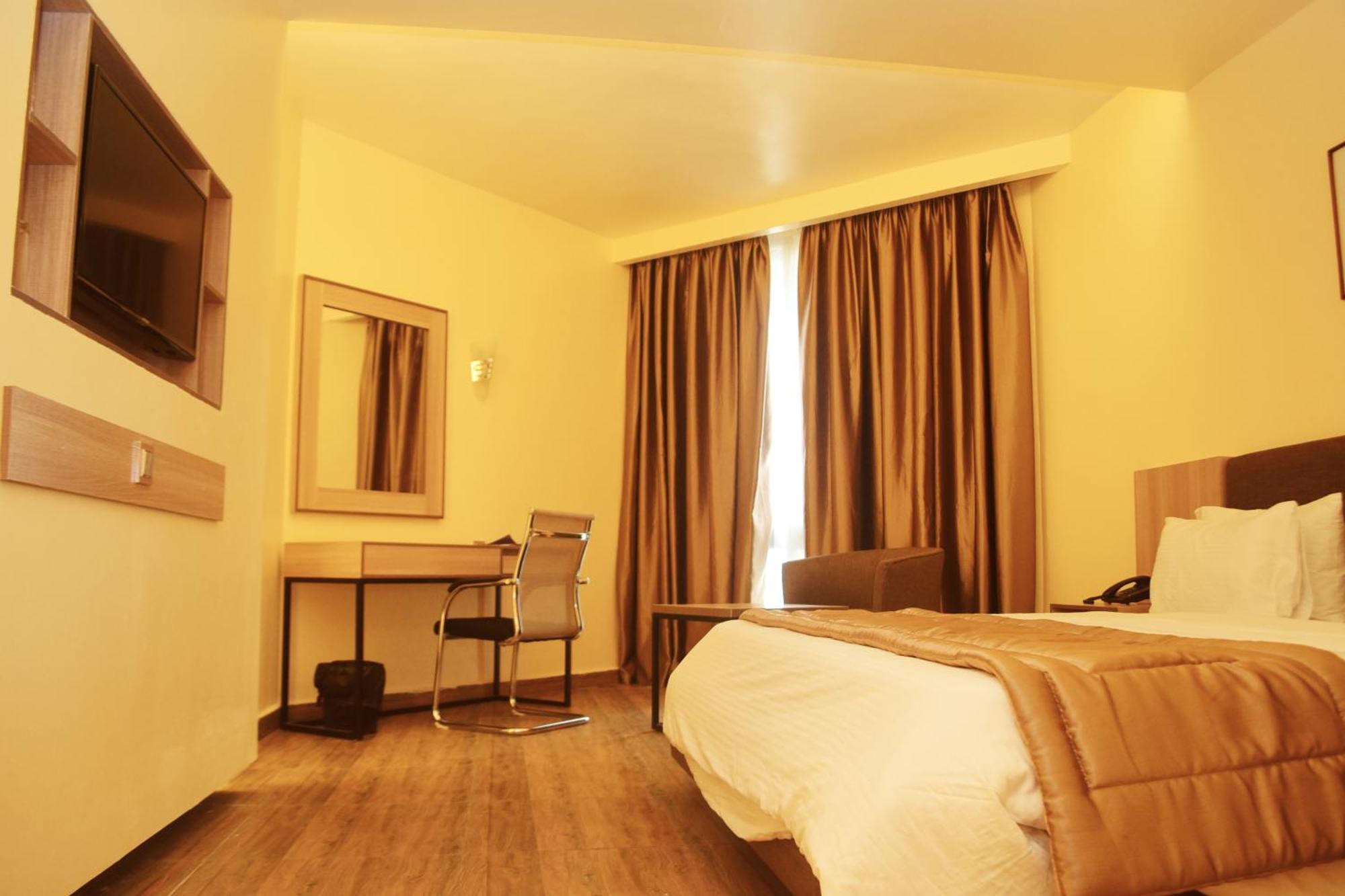 Hotel Presidential Port Harcourt Buitenkant foto