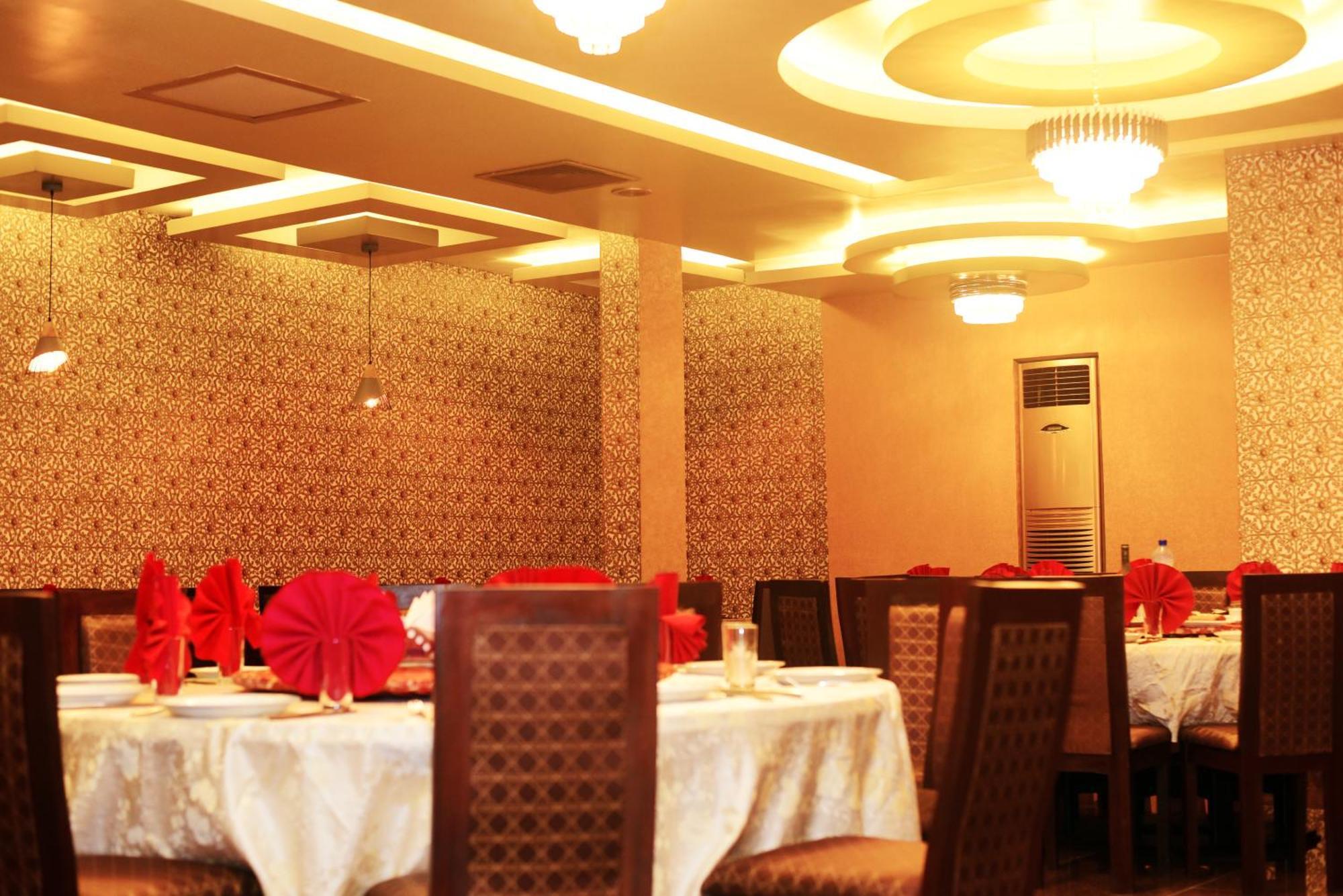 Hotel Presidential Port Harcourt Buitenkant foto