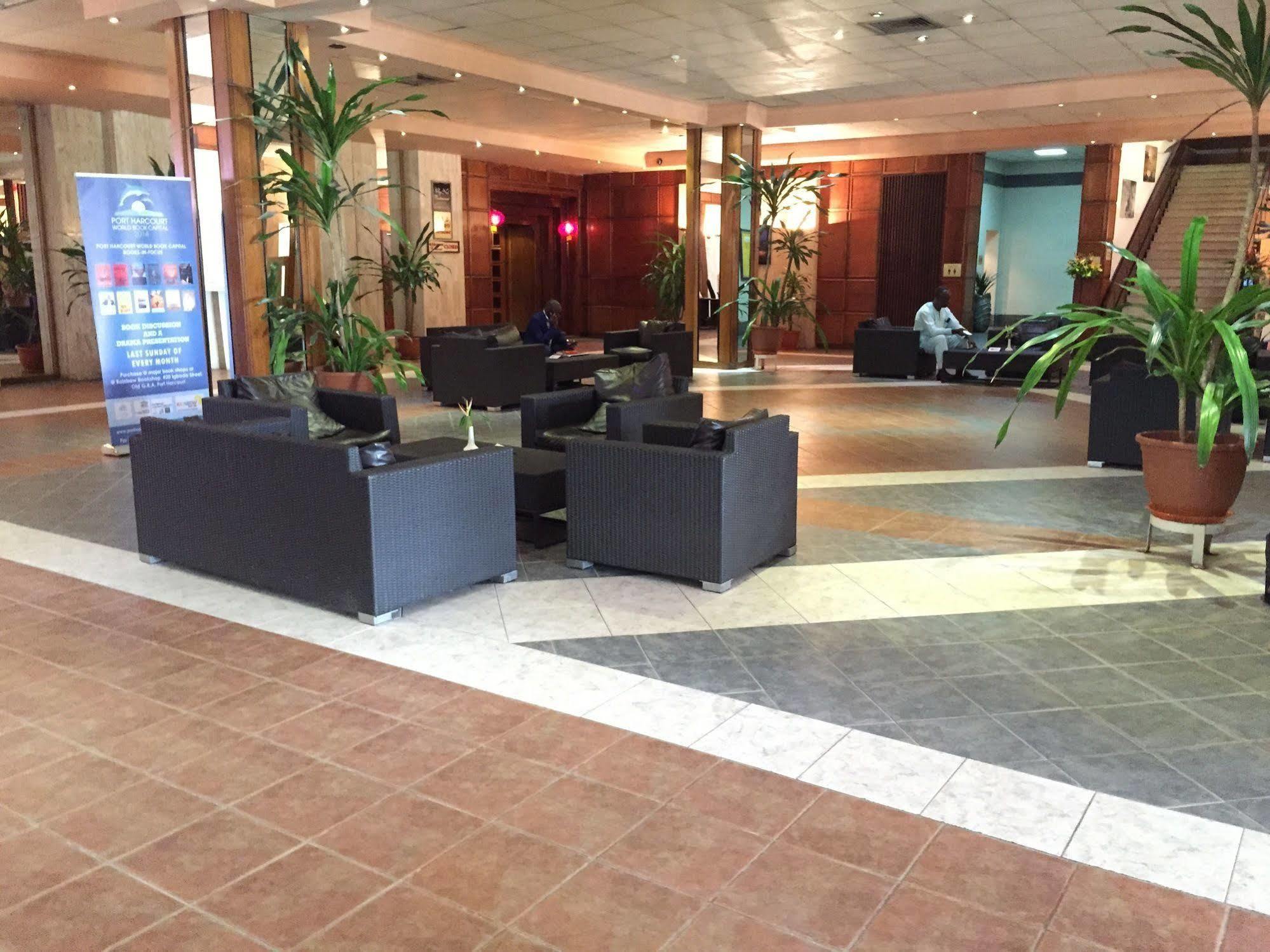 Hotel Presidential Port Harcourt Buitenkant foto